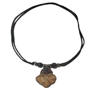 COLLIER AYAHUASCA